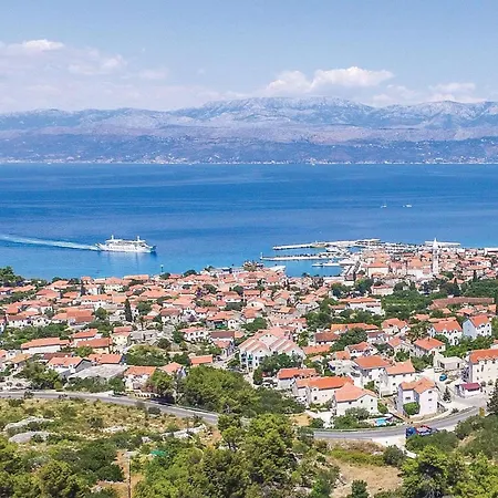 Gorgeous In Supetar-splitska With Wifi * Splitska